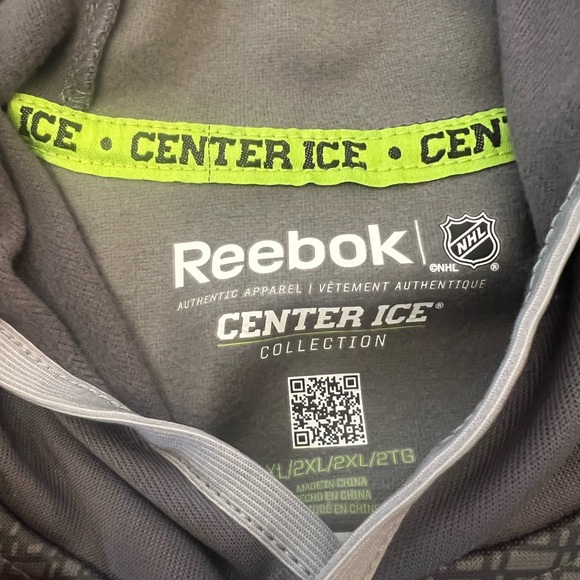 NWOT Reebok Center Ice Collection Nashville Predators NHL Hoodie Sweatshirt - Picture 7 of 7